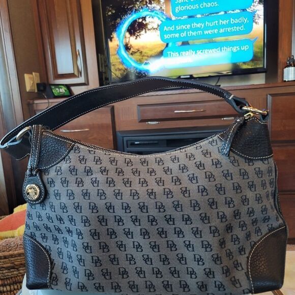 Dooney & Bourke Bag - Picture 1 of 5